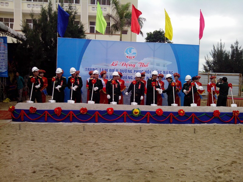 Phóng sự kinh doanh Xí nghiệp 209