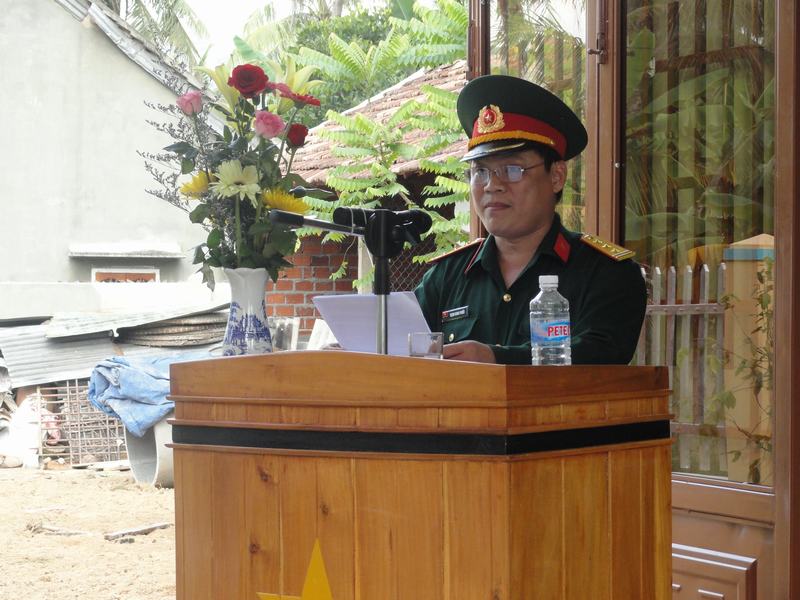Bàn giao nhà tình nghĩa Hoài Nhơn